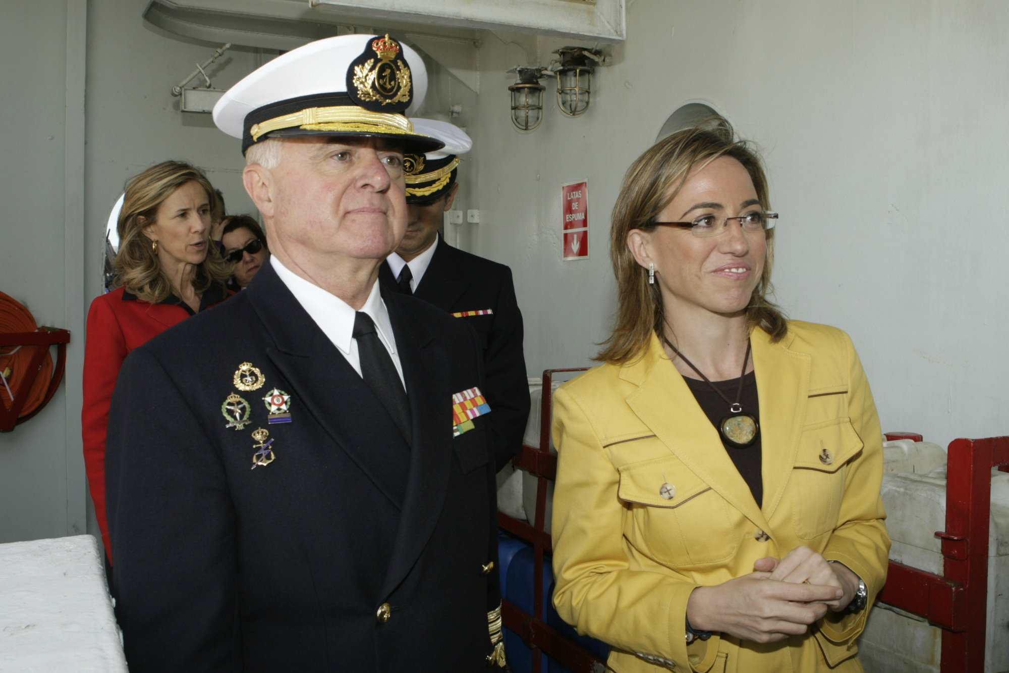 La ministra de Defensa y el almirante general jefe de Estado Mayor de la Armada